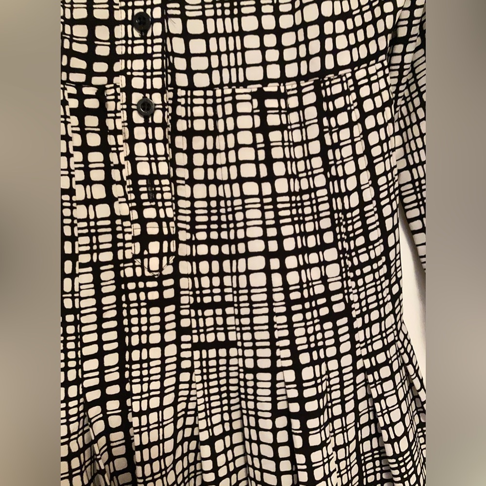 CALVIN KLEIN Shirtdress! Timeless! Sz 4 - Picture 7 of 13